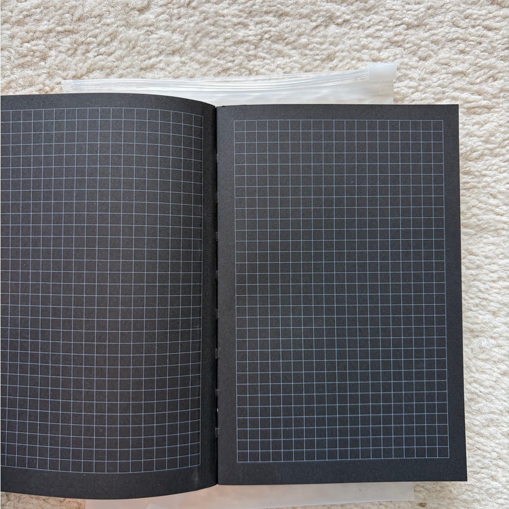 Cloth & Paper Inverted Graph Notebook - Picture 2 of 2